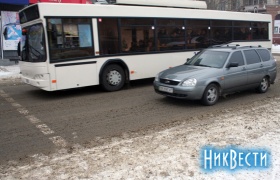 Пр. Ленина-Декабристов, проезжая часть. Пр. Ленина-Декабристов, проезжая часть.