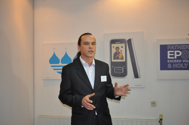 А.Домбровский рассказывает о смысле который он вложил в свои работы